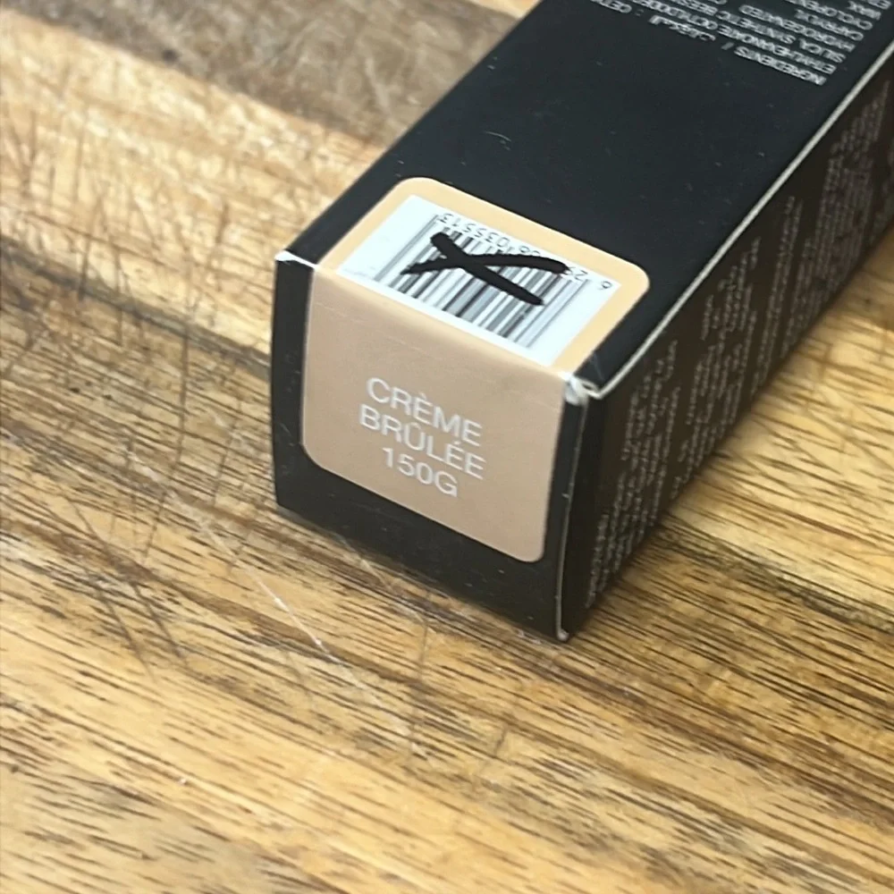 ⚡️💕HUDA BEAUTY Foundation Stick Creme Brûlée